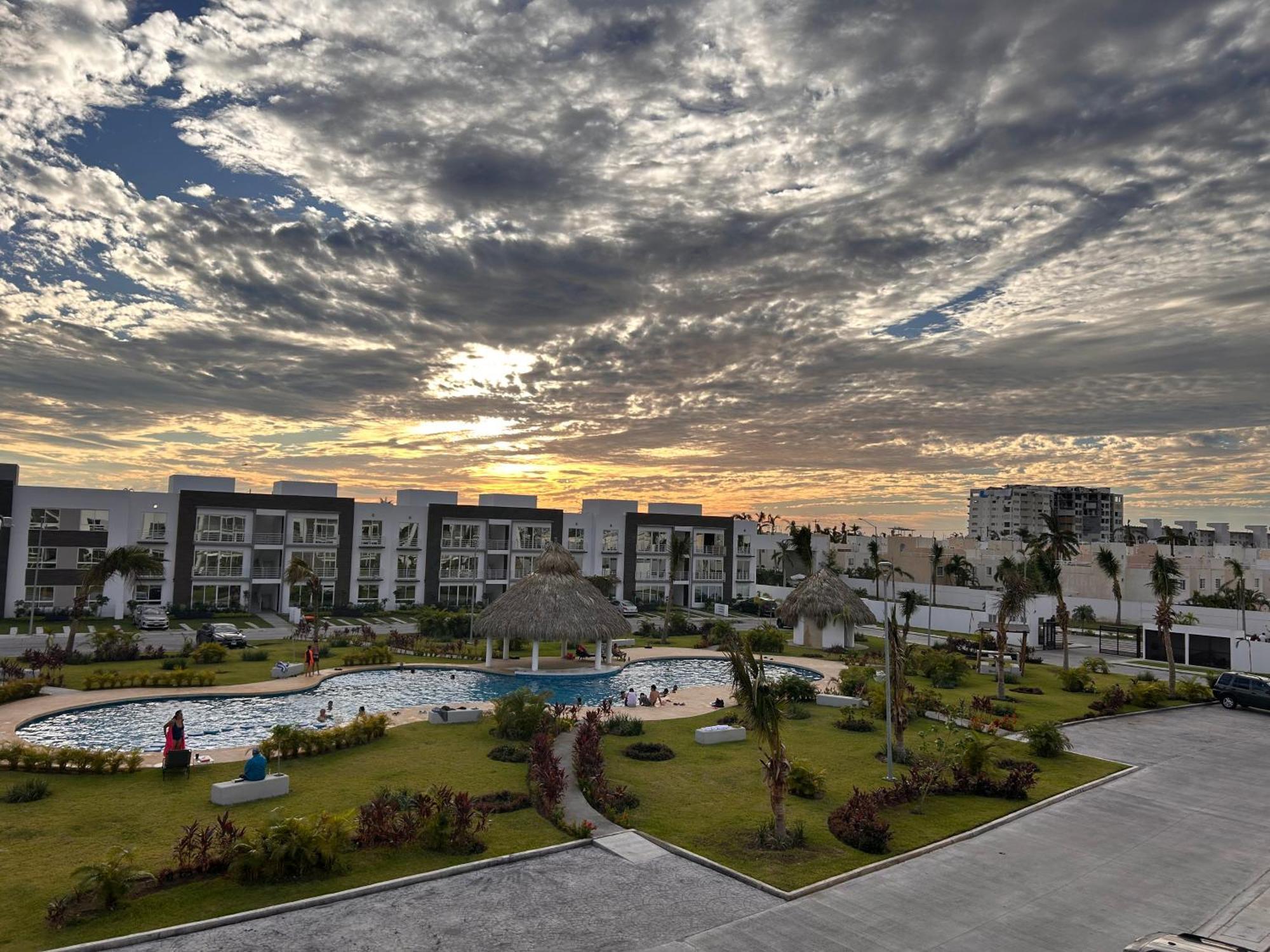 Hermoso Apartamento Con Club De Playa Acapulco Exterior foto